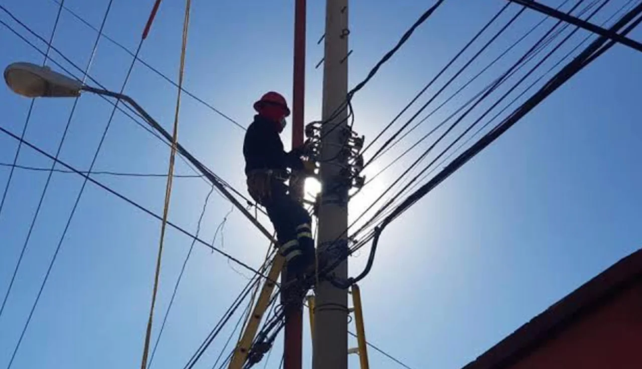 Gobierno modifica las fórmulas para actualizar los precios y tarifas de electricidad