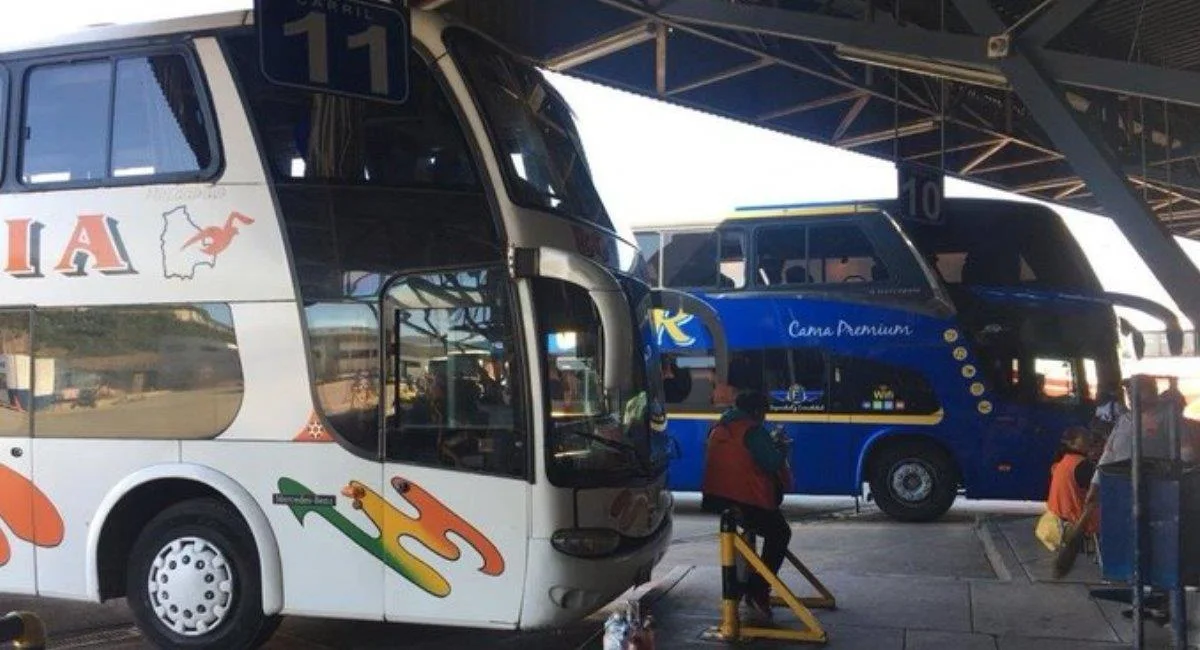 Pasajes interdepartamentales siguen sin tarifas reguladas tras fracasar negociación con choferes