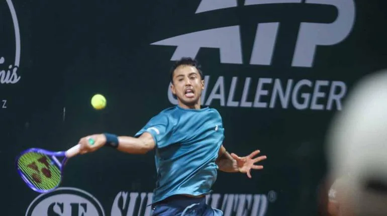 El campeón Hugo Dellien sigue en carrera y avanza a “semis” del Bolivia Open