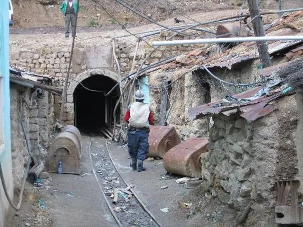 Sube a 126 los muertos en minas de Potosí y supera la cifra de 123 en 2025