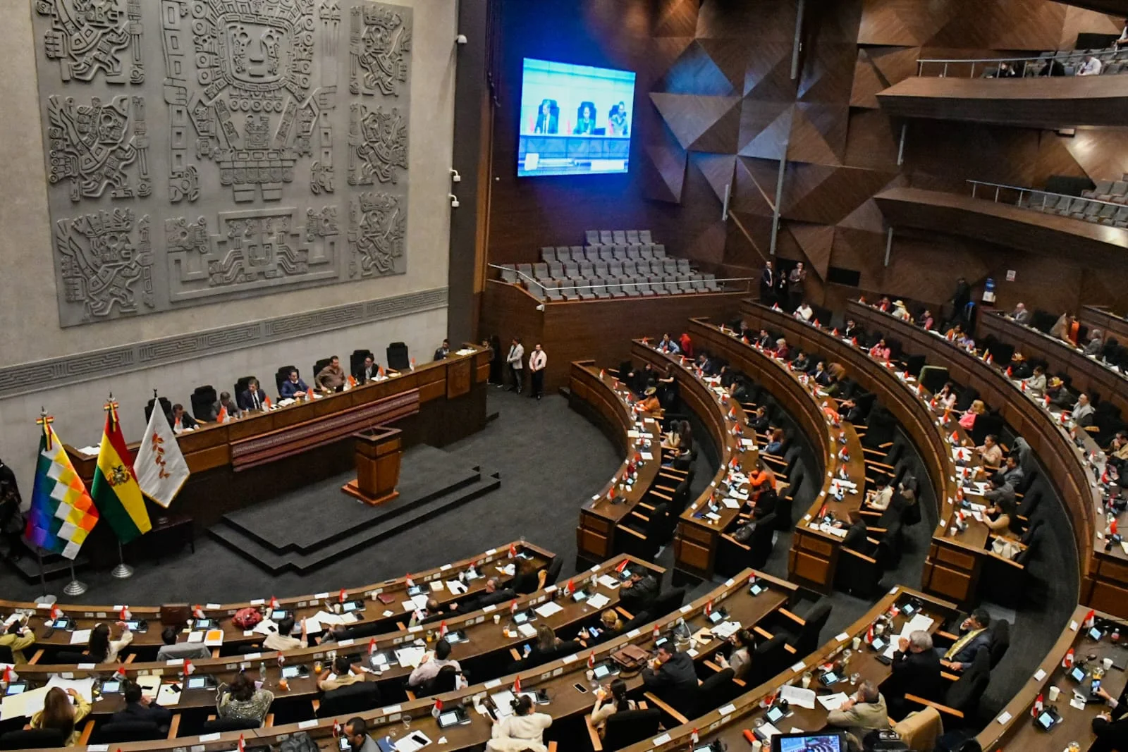 Senado da luz verde a ascensos de generales de las Fuerzas Armadas y la Policía