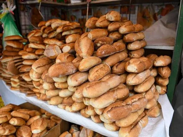 EL PAN DE BATALLA SUBE DE 80 CENTAVOS A BS 1 POR DECISIÓN DE LOS PANIFICADORES PACEÑOS