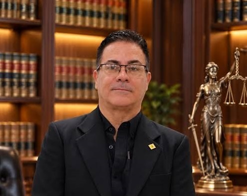 Asamblea Legislativa designa a José Armando Urioste como fiscal general interino