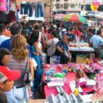“La Economía Informal en La Paz: Impacto de la Escasez de Dólares y Aumento de Precios”