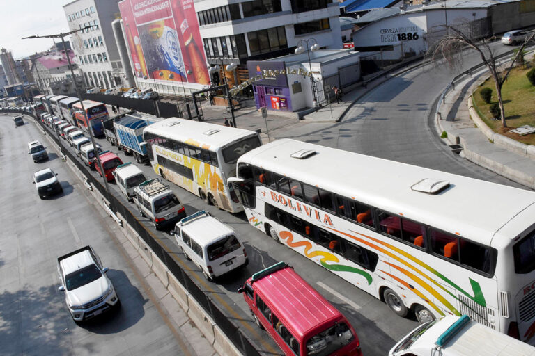 Transporte Pesado en Crisis: Acusan al Gobierno de Incumplir Convenio y Faltante de Diésel