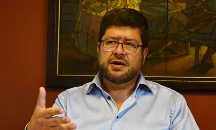 Samuel Doria Medina expulsado de Venezuela como observador electoral