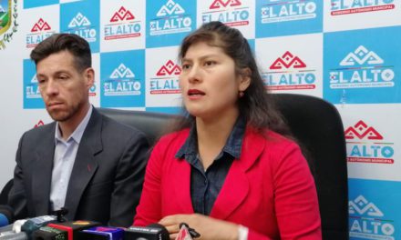Alcaldía de El Alto señala que la falta de dólares afecta avance del distribuidor de Río Seco