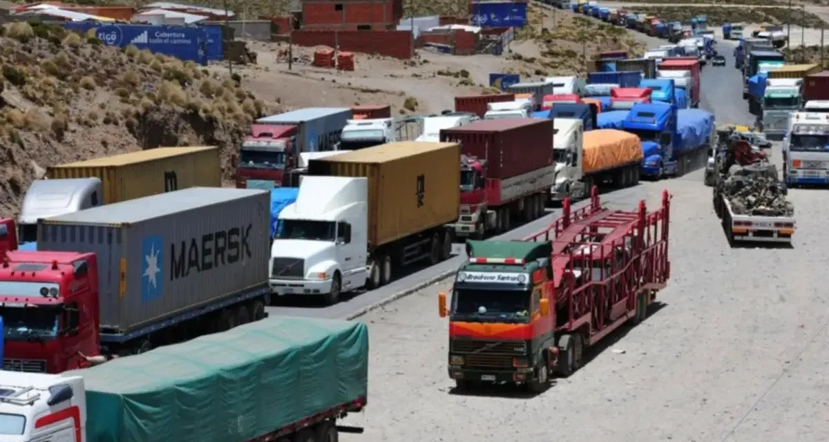 Transporte pesado convoca a ampliado el 28 de agosto para evaluar acciones por la falta de combustible