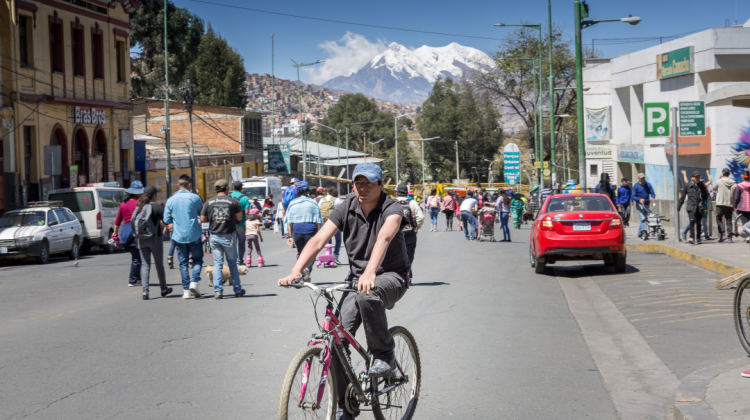 La Paz y El Alto: Conozca los requisitos para la circulación vehicular el Día del Peatón