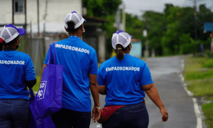 Empadronadora se desmayó del cansancio en Tarija tras trabajar hasta la madrugada