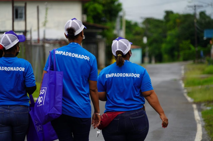 Empadronadora se desmayó del cansancio en Tarija tras trabajar hasta la madrugada