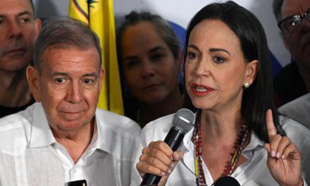 La Fiscalía de Venezuela abre una investigación contra Machado y González por «instigación a la insurrección»