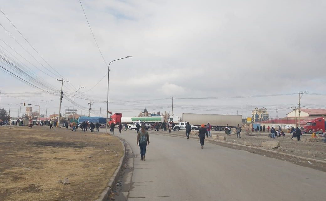 Ni Arce ni Evo, sectores movilizados en La Paz protestan contra ambos líderes