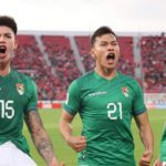 LA SELECCIÓN BOLIVIANA DE FÚTBOL ARRIBA A VIRU VIRU, TRAS HISTÓRICA VICTORIA ANTE CHILE