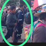 Hombre armado es captado en las marchas «evistas», difunden video de Radio Kawsachun Coca