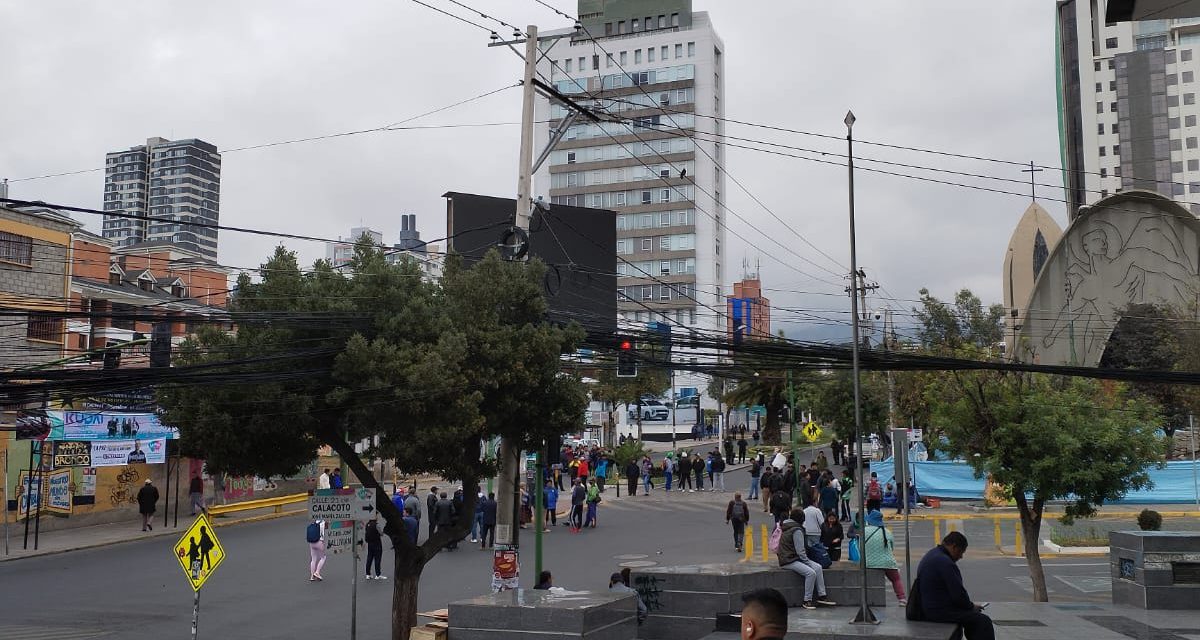 ANH convoca a transportistas de La Paz a una reunión para tratar el tema de la escasez de combustible