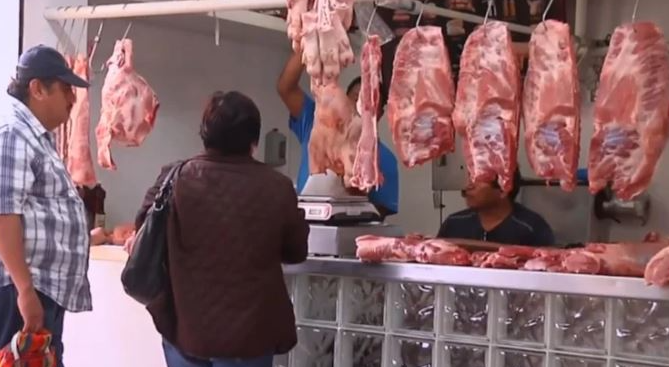 Carniceros anuncian desabastecimiento de carne en Santa Cruz el viernes, sábado y domingo