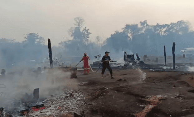 Fuego arrasa 22 viviendas en la comunidad Nueva Generación, a 50 km de Riberalta