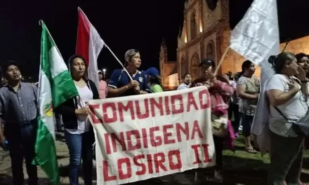 Indígenas chiquitanos inician bloqueo indefinido en la carretera Bioceánica