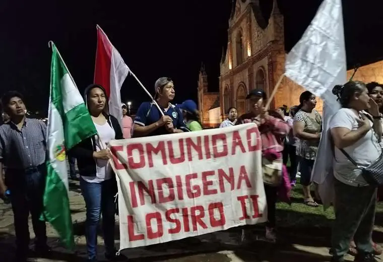 Indígenas chiquitanos inician bloqueo indefinido en la carretera Bioceánica