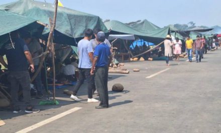 En defensa de Evo, cocaleros mantienen vigilia en al menos 20 puntos de la ruta Cochabamba – Santa Cruz