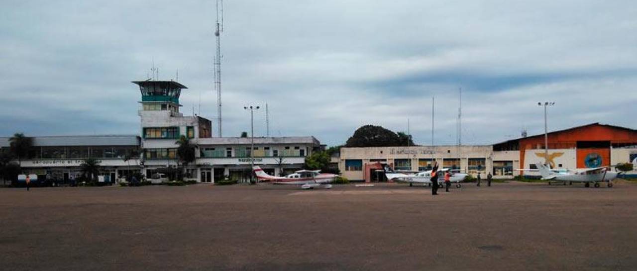 Santa Cruz: Suspenden más de 100 vuelos de avionetas al día por falta de combustible, señala Naabol