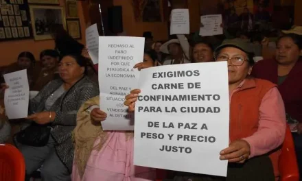 Carniceros de La Paz rechazan paro indefinido en Cochabamba y dan seis días al Gobierno para solucionar distribución de carne