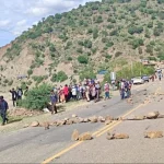 Chuquisaca: Comunarios protestan contra otorgación de licencias a mineras; bloquean ruta a Santa Cruz y Cochabamba