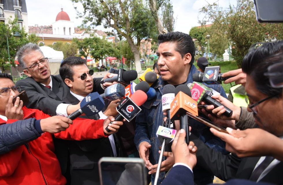 Régimen Penitenciario denuncia demora en la votación en Patacamaya y Qalauma