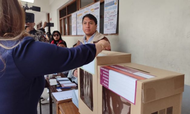 Electores podrán votar este domingo hasta las 16:00