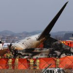 Milagrosa supervivencia de dos tripulantes en tragedia de Jeju Air en Corea del Sur