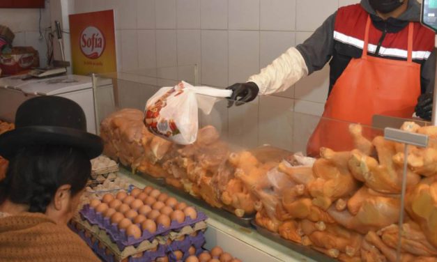 Fiestas de fin de año: ¿Cuál es el precio del kilo de pollo en mercados del eje central del país?