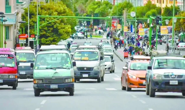 Transporte libre de La Paz advierte que en 2025 sí o sí aumentará el pasaje