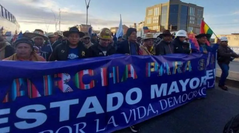 Evistas anuncian marcha a La Paz para el 10 de enero y ratifican a Evo como candidato único