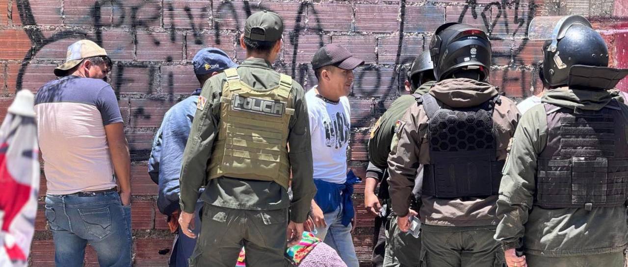 Liberan a 21 arrestados tras tensiones en Cochabamba