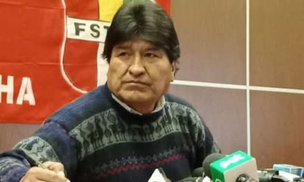 Juez declara en rebeldía a Morales, determina arraigo nacional y dictar orden de aprehensión