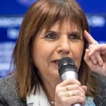 Bullrich reporta casos de narcotráfico en la frontera y justifica el alambrado