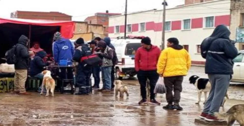 Movilización evista desde Patacamaya hacia La Paz