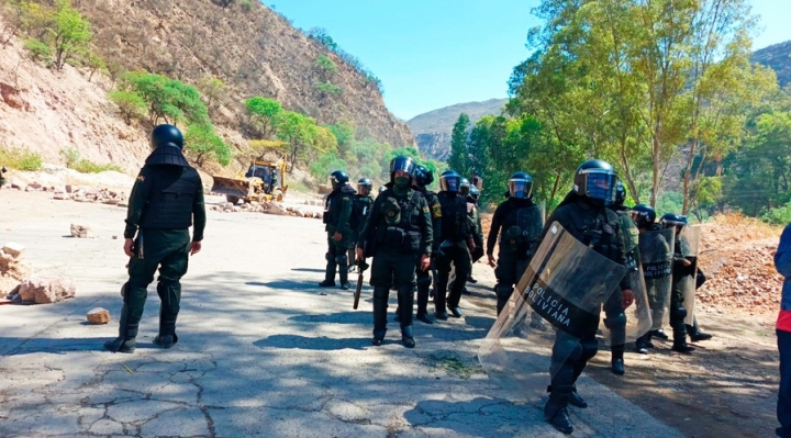 Dictan 3 años de cárcel para 3 campesinos por bloqueo en Parotani; ya suman 5 los sentenciados