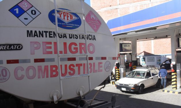 Sector productivo advierte límites para la importación de combustible por falta de dólares