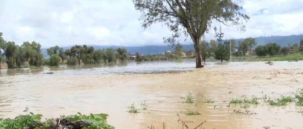 Alerta roja por riesgo de desbordes en Cochabamba