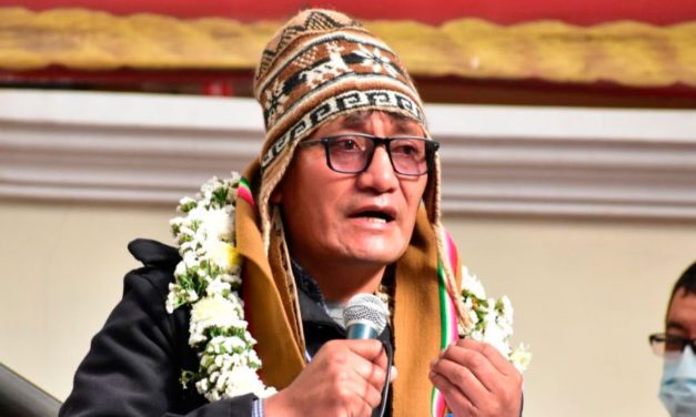 Exviceministro atribuye la corrupción al cuoteo y la falta de méritos en la función pública