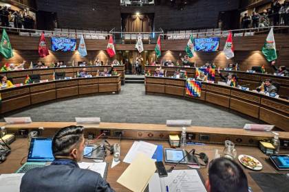 Senado aprueba proyecto de ley para que el TSJ y el TCP funcionen solo con magistrados electos hasta que haya judiciales complementarias