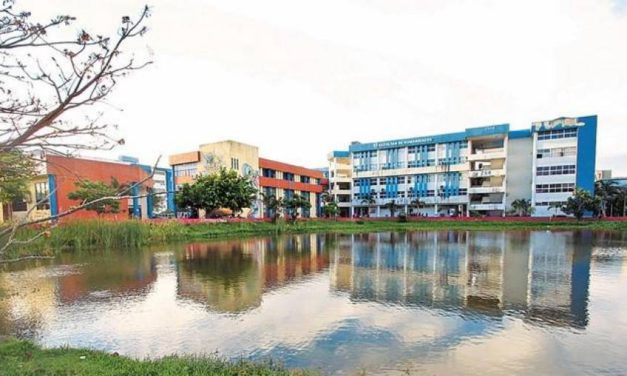 Denuncian cobros irregulares en el seguro universitario de la UAGRM