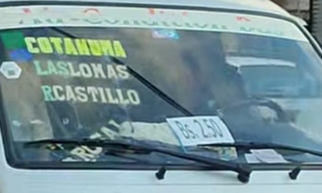 Tensión en La Paz: choferes incrementan pasajes y ejecutan trameajes