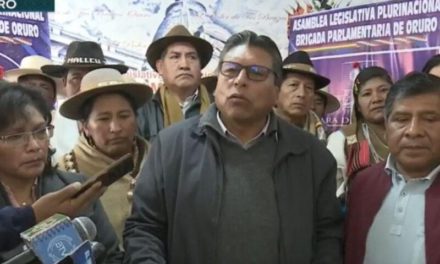 Autoridades de Oruro respaldan la industrialización del litio y piden celeridad en la aprobación de contratos