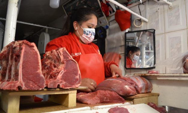 Gobierno mantiene veto a exportación de carne y anuncia diálogo