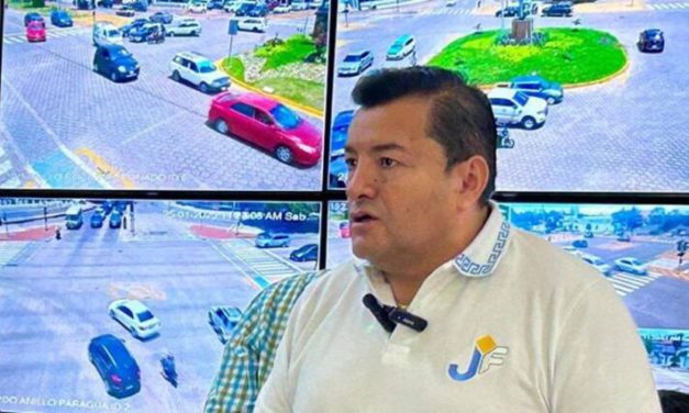 Alcalde Jhonny Fernández debe declarar hoy por el caso Mutualista