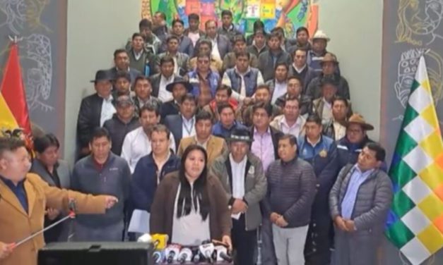 Agamdepaz proclama a Luis Arce como candidato 2025-2030