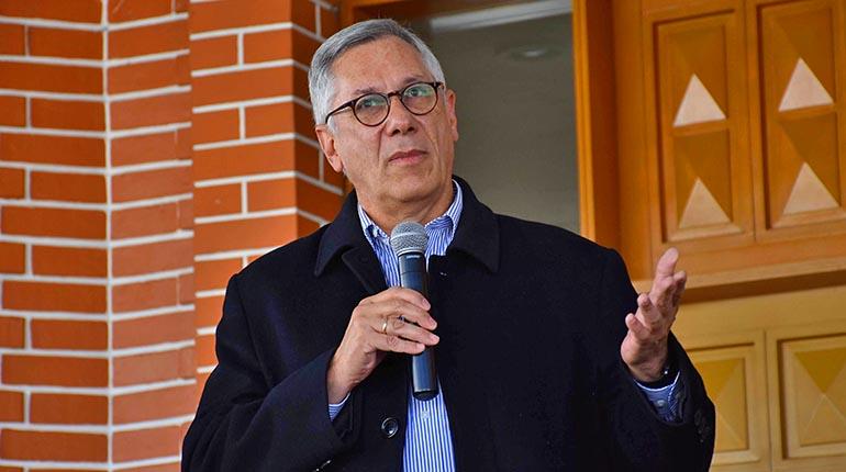Rodríguez Veltzé: Habilitación de Evo está en manos del TSE